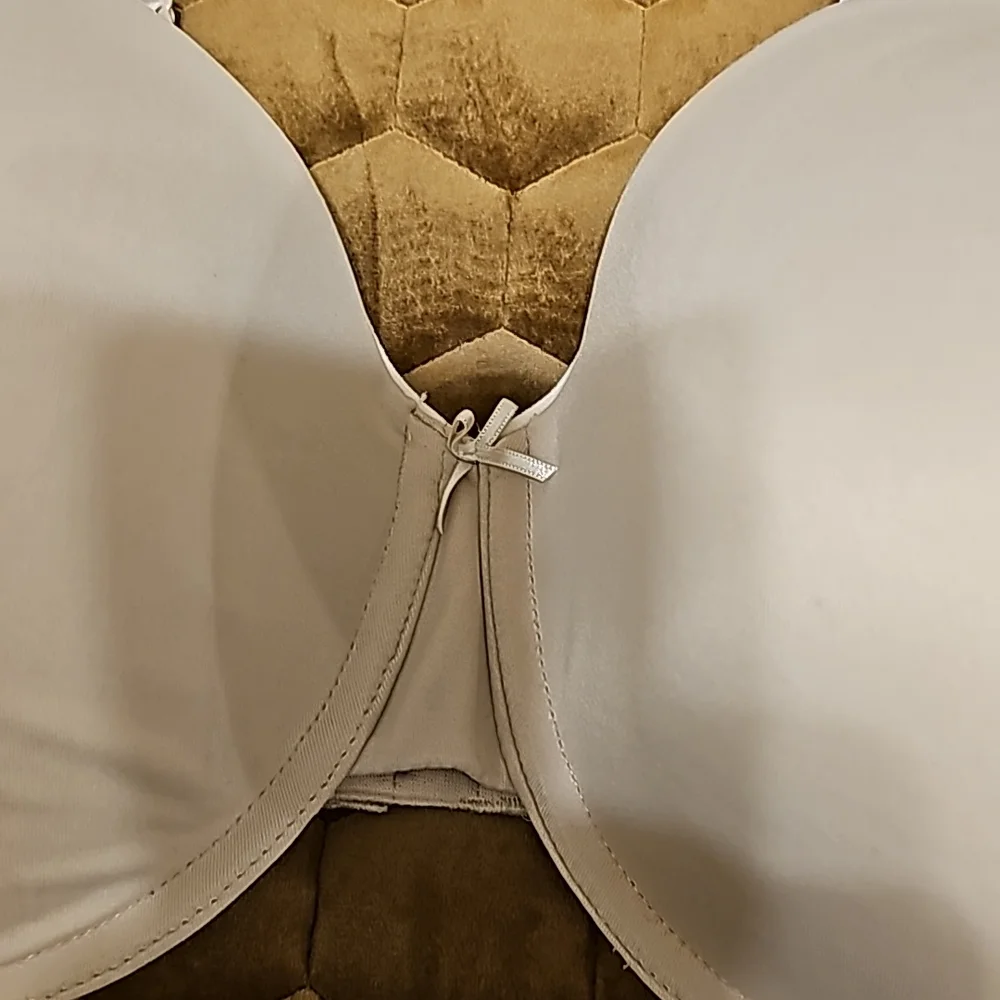 Bra - Picture 3 of 5